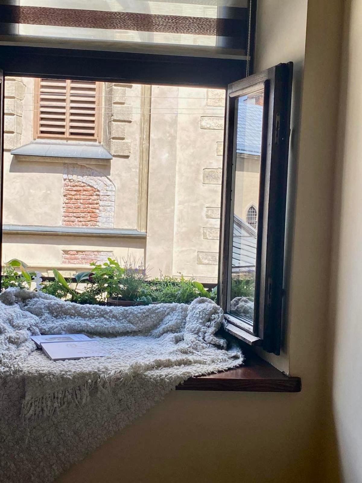 Вірменська 14 Центр Не Далеко Від Ж Д Вокзалу Звітні Документи Apartment ลวีฟ ภายนอก รูปภาพ